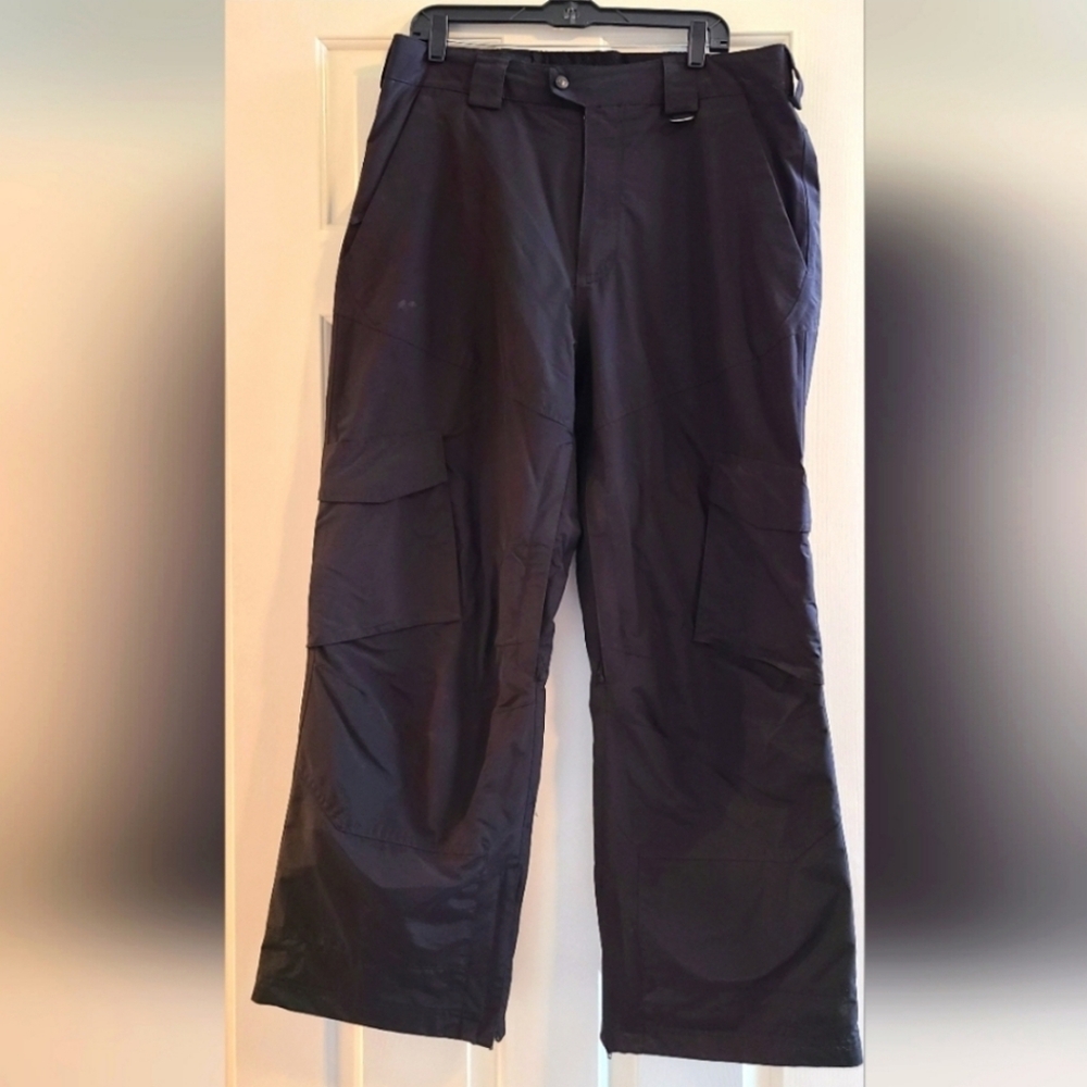 Men's Slalom Ski/Snowboard pants size XL.